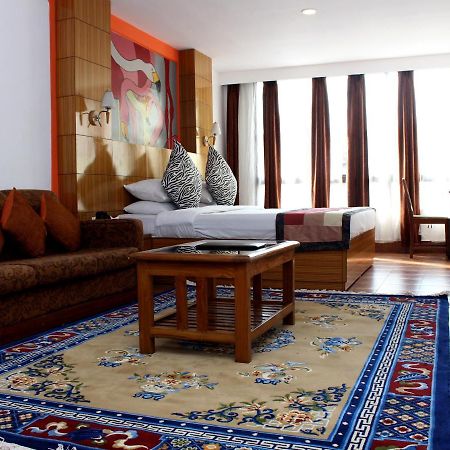 Hotel Tarayana กังต็อก ภายนอก รูปภาพ