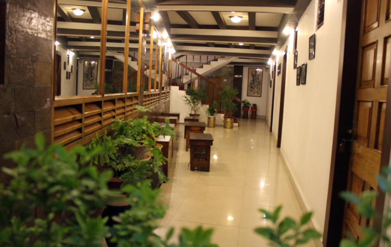 Hotel Tarayana กังต็อก ภายนอก รูปภาพ