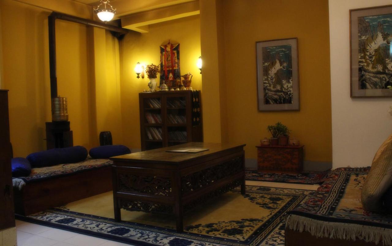 Hotel Tarayana กังต็อก ภายนอก รูปภาพ